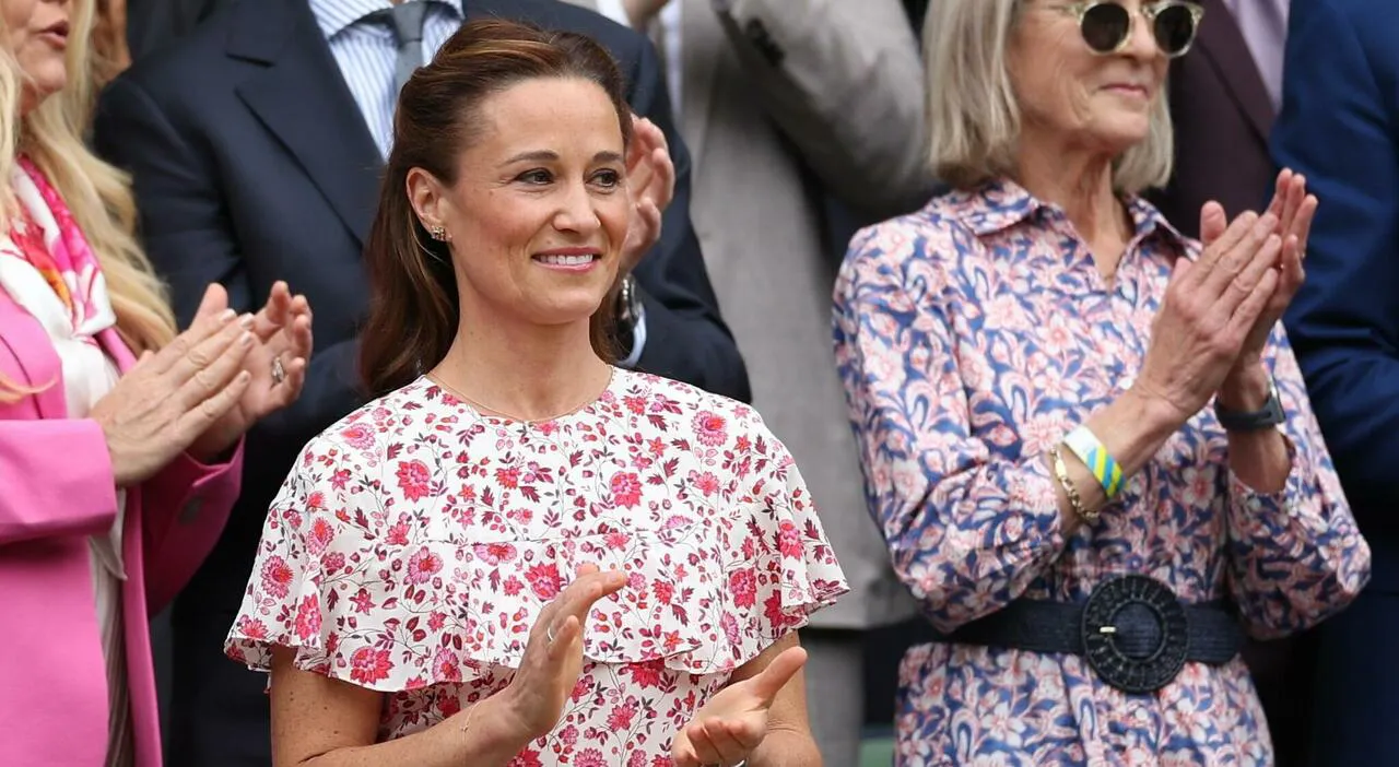 Pippa Middleton chiude una strada privata e scoppia la protesta dei residenti