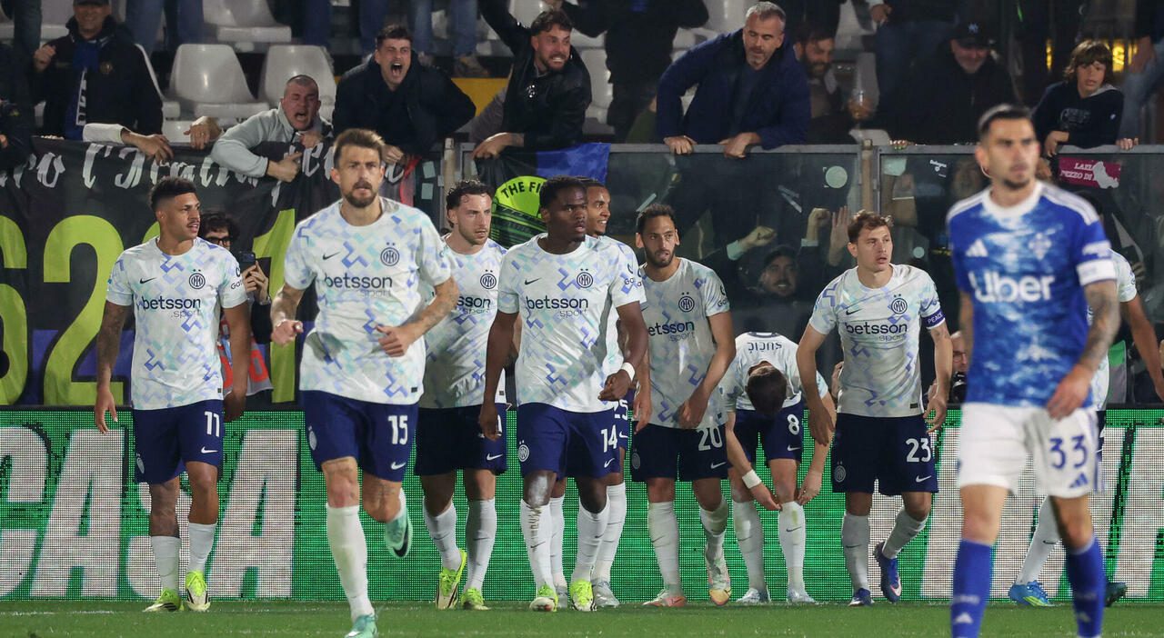 Como-Inter 3-4, Thuram e Dumfries guidano la rimonta nerazzurra