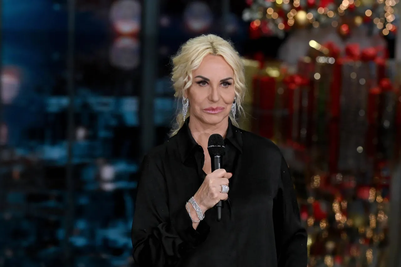 Antonella Clerici esclusa da La prova del cuoco durante la gravidanza