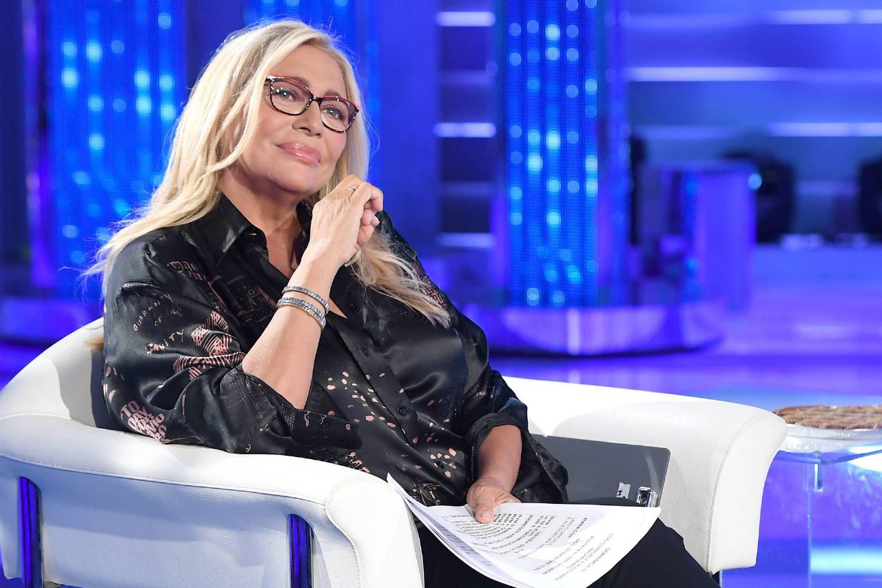 Domenica In, Mara Venier guida la puntata del 19 aprile tra musica, ospiti e attualità