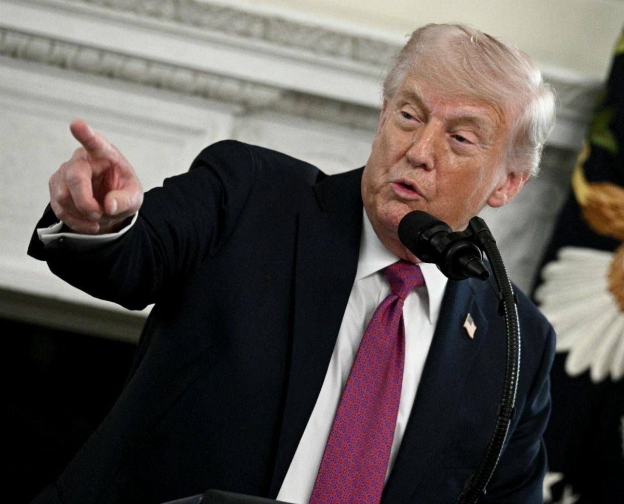 Trump attacca l