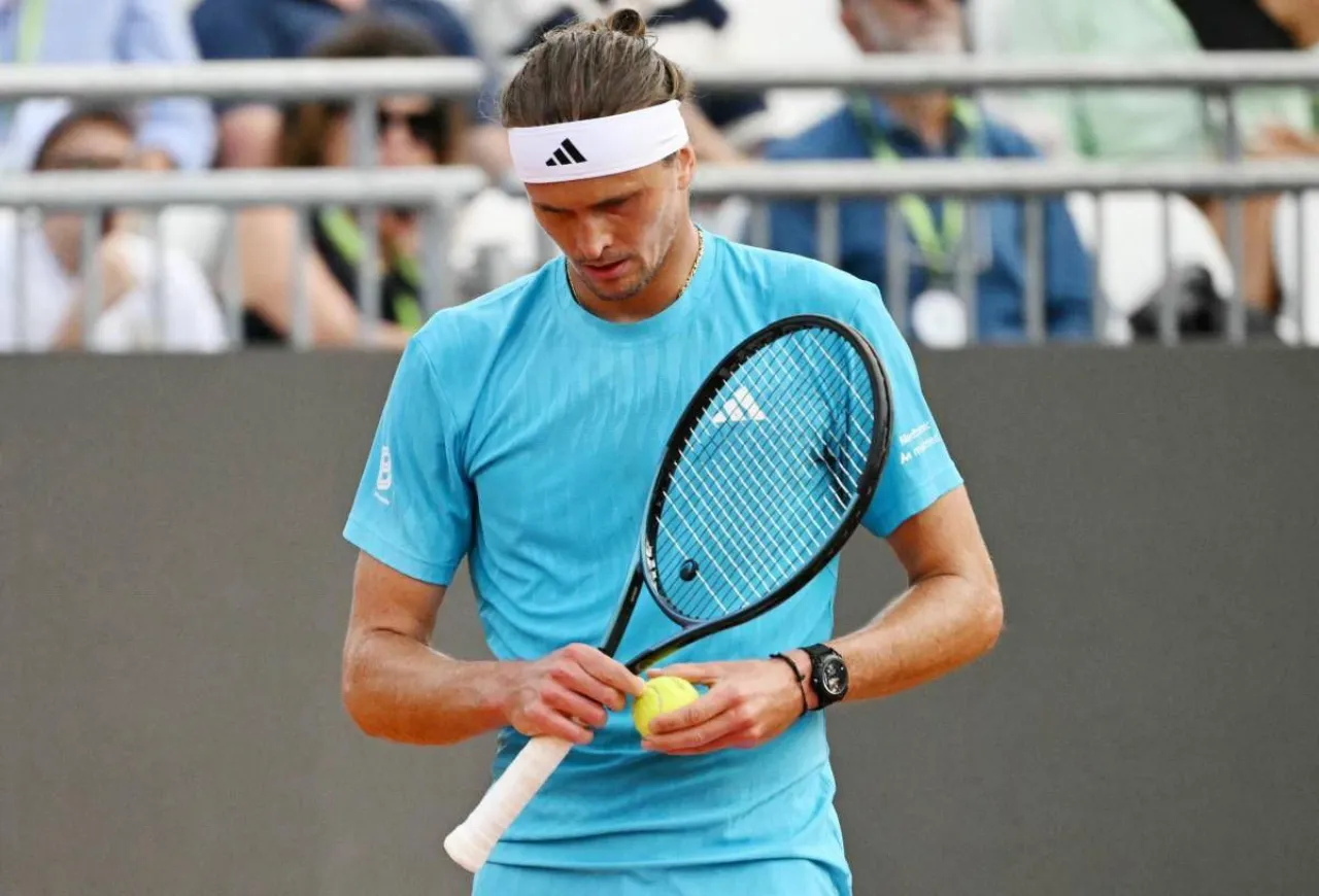 Internazionali 2026, Zverev eliminato da Darderi e furioso per il campo