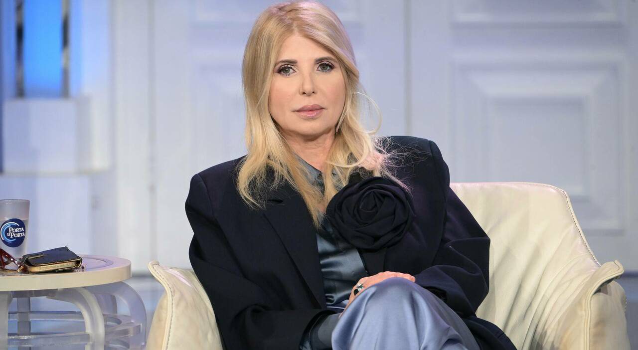 Chi è Concita Borrelli: bufera dopo Porta a Porta, dalle polemiche tv alla vita privata aristocratica Chi è Concita Borrelli: bufera dopo Porta a Porta, dalle polemiche tv alla vita privata aristocratica