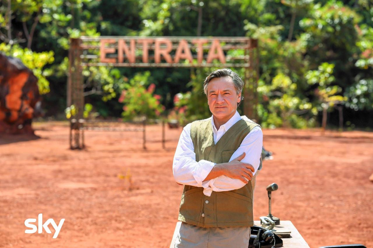 Money Road torna su Sky, Fabio Caressa guida la nuova stagione tra tentazioni e giungla malese