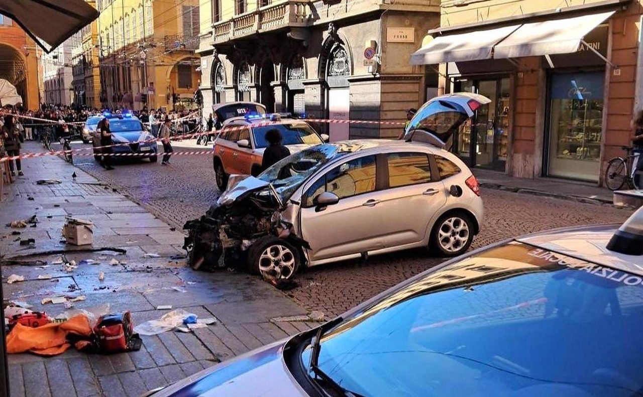 Modena, confermato il carcere per El Koudri dopo la strage sfiorata in centro Modena, confermato il carcere per El Koudri dopo la strage sfiorata in centro