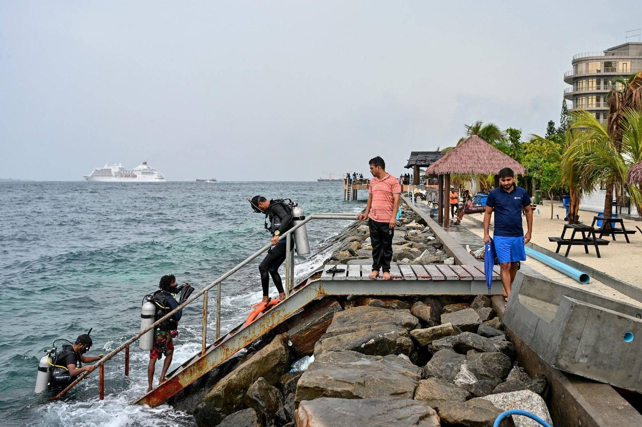 Sub italiani morti alle Maldive, nuova missione per recuperare gli ultimi due corpi Sub italiani morti alle Maldive, nuova missione per recuperare gli ultimi due corpi