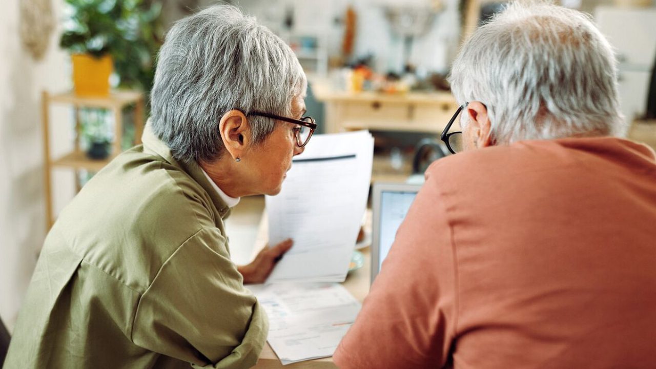 Pensioni di giugno, tra arretrati Inps e trattenute fiscali cambiano gli importi degli assegni Pensioni di giugno, tra arretrati Inps e trattenute fiscali cambiano gli importi degli assegni