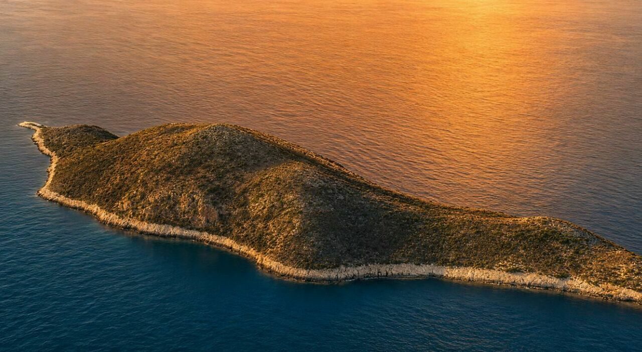 Isola privata in Grecia a meno di 250mila euro, Makri finisce all Isola privata in Grecia a meno di 250mila euro, Makri finisce all