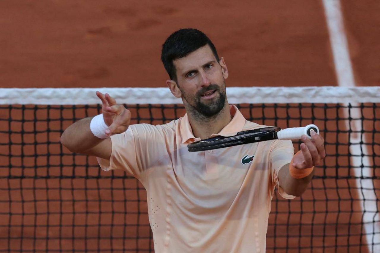Roland Garros, Djokovic sbotta con un giornalista dopo la vittoria contro Royer