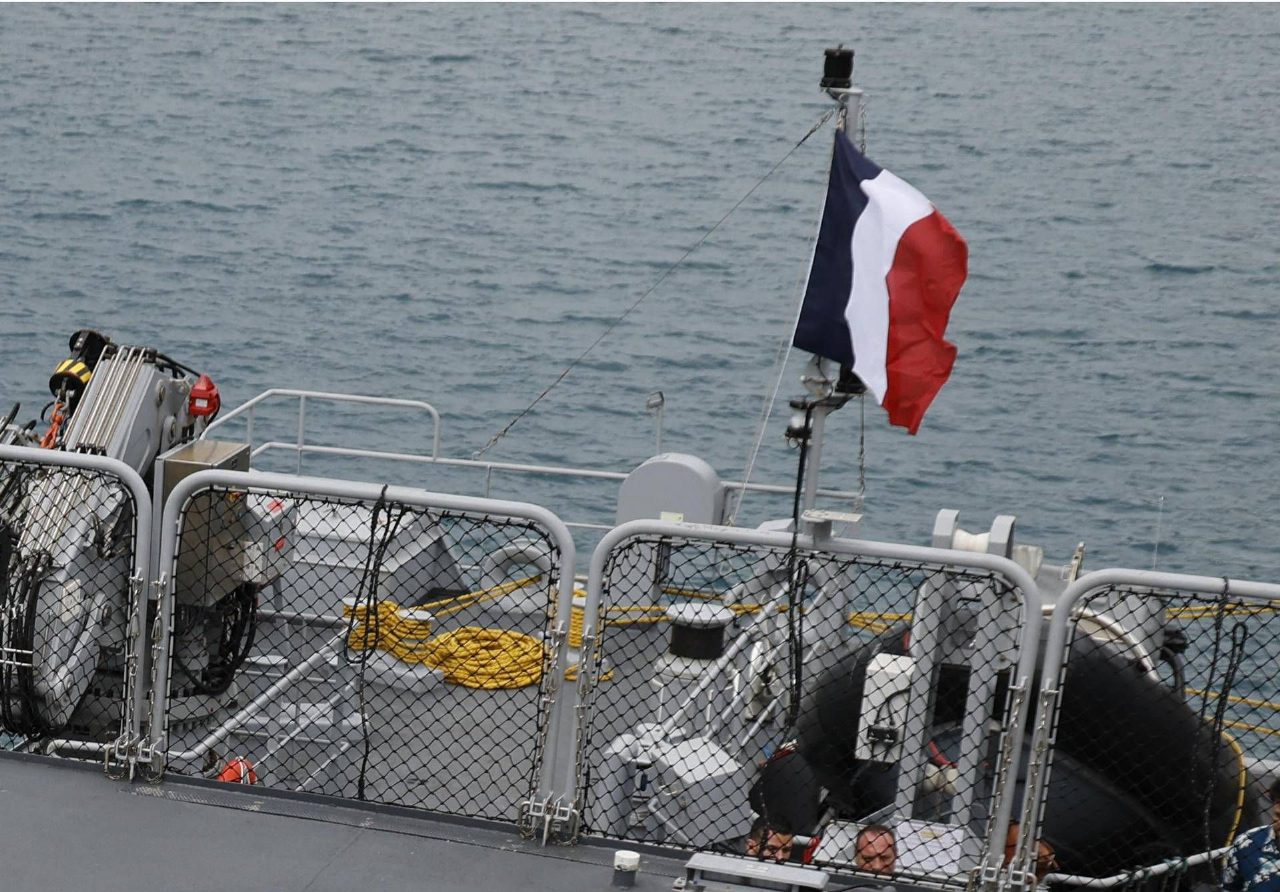 Francia ferma la petroliera russa Tagor nell
