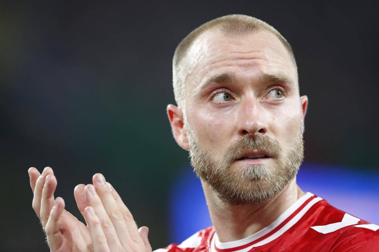 Christian Eriksen rassicura dopo il malore, il pacemaker ha funzionato e ora pensa alla famiglia