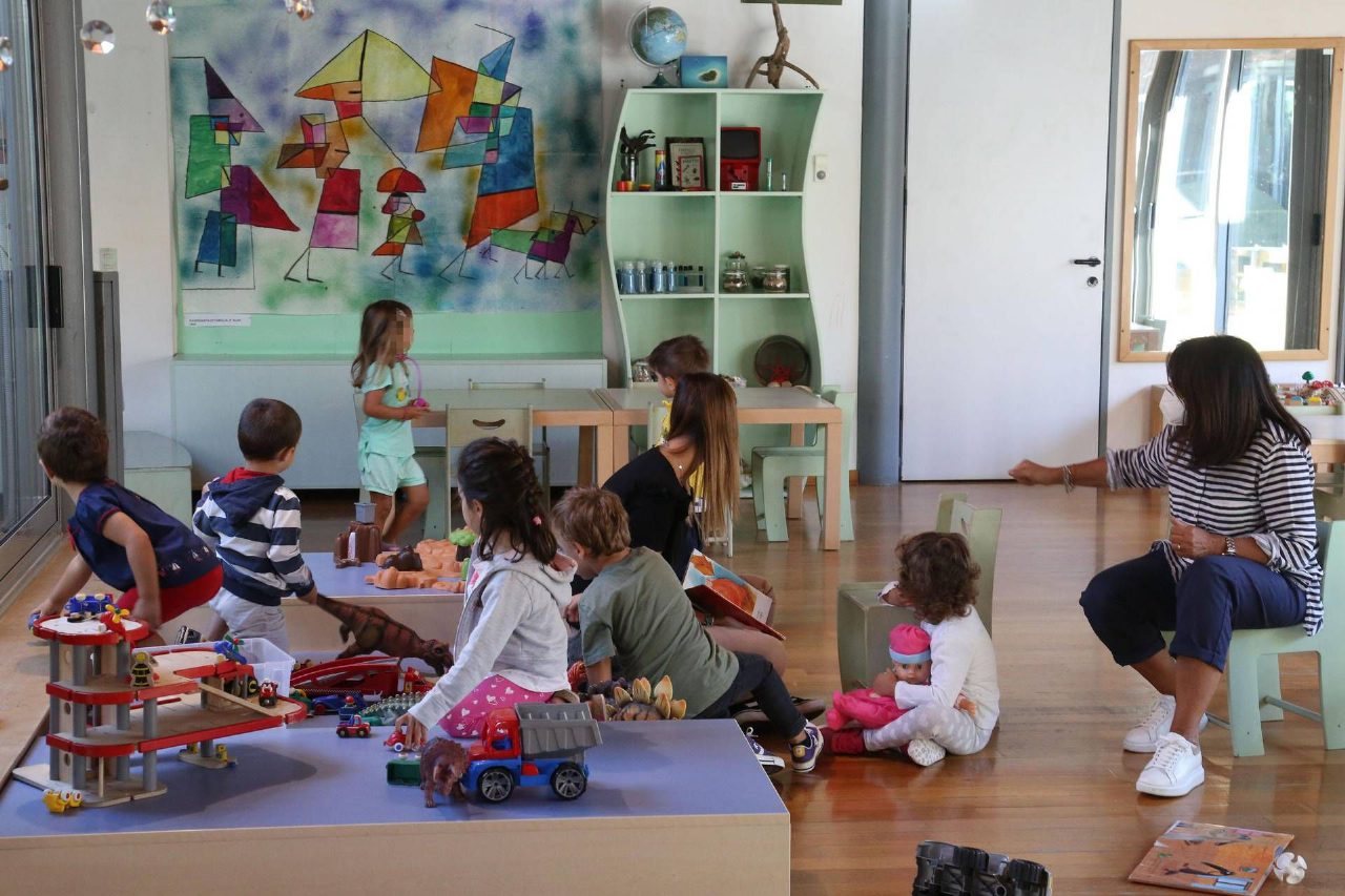 Centri estivi sempre più cari, a Milano oltre 3.500 euro per due figli in otto settimane