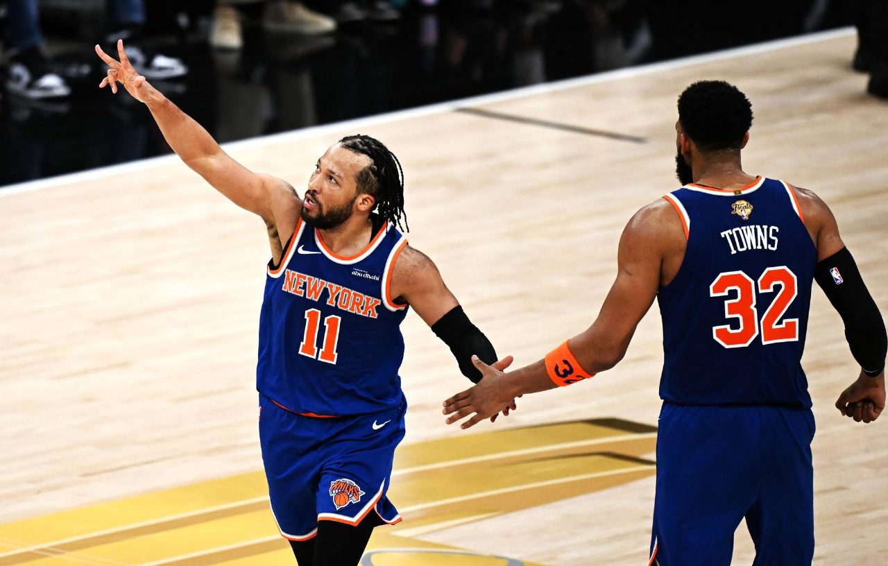 New York Knicks da record, rimonta storica contro gli Spurs e festa di Taylor Swift e Ben Stiller