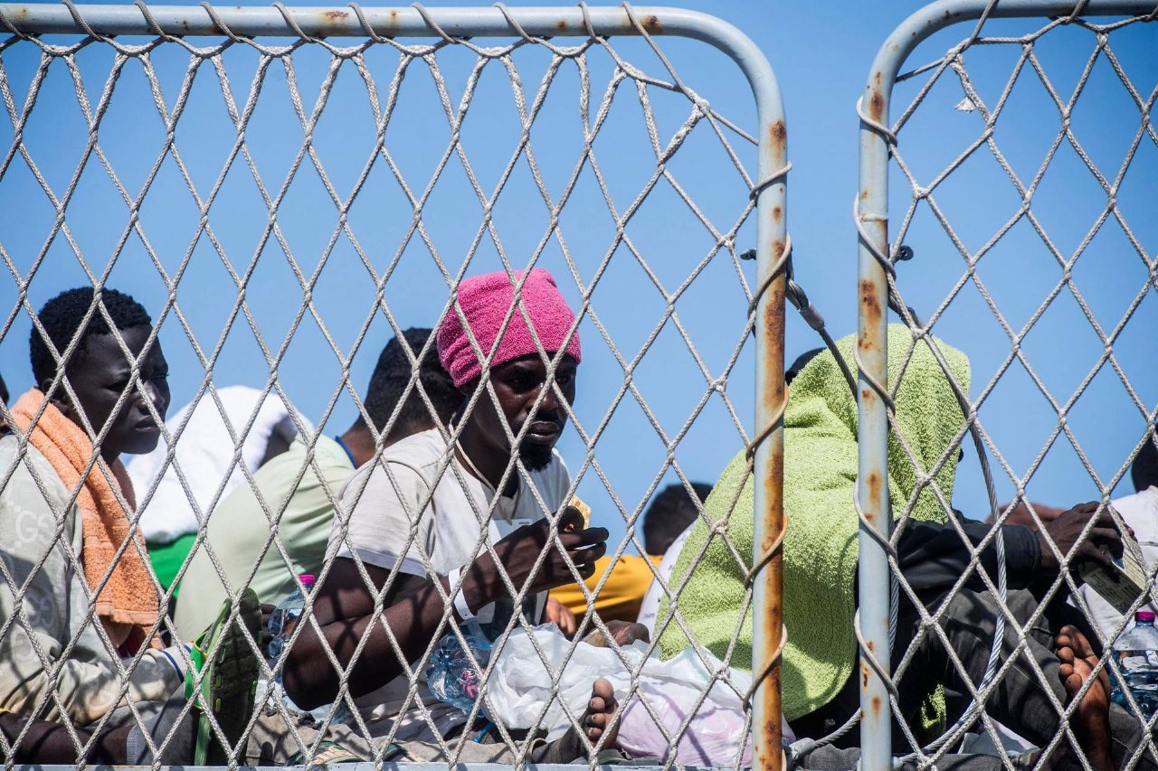 Patto Ue su migranti e asilo, al via le nuove regole comuni per tutti i 27 Stati membri