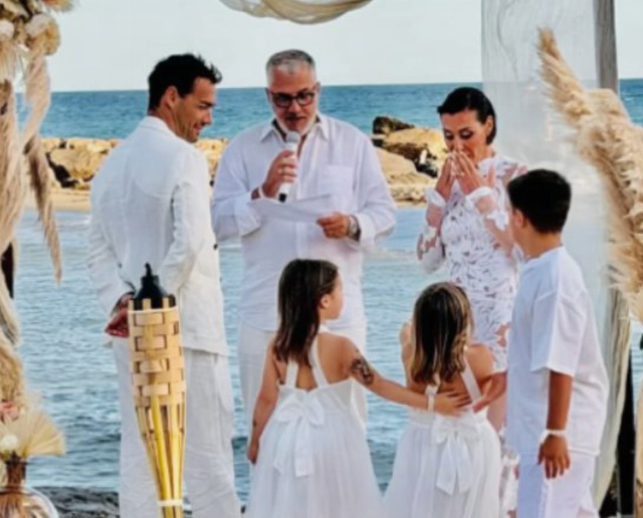 Fabio Fognini e Flavia Pennetta, festa a sorpresa a Sanremo per i 10 anni di matrimonio