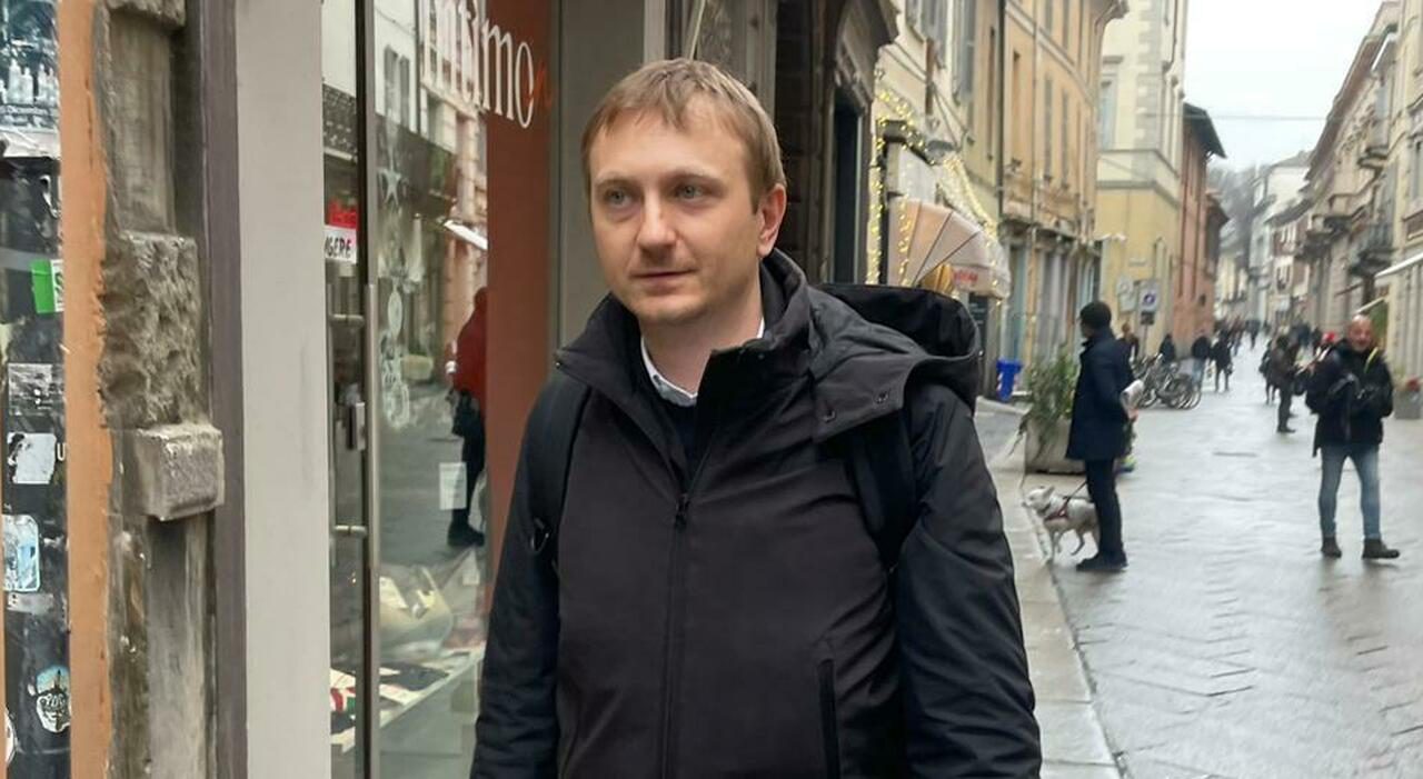 Alberto Stasi fuori dal carcere, le prime ore in libertà tra la madre e il desiderio di tornare in moto