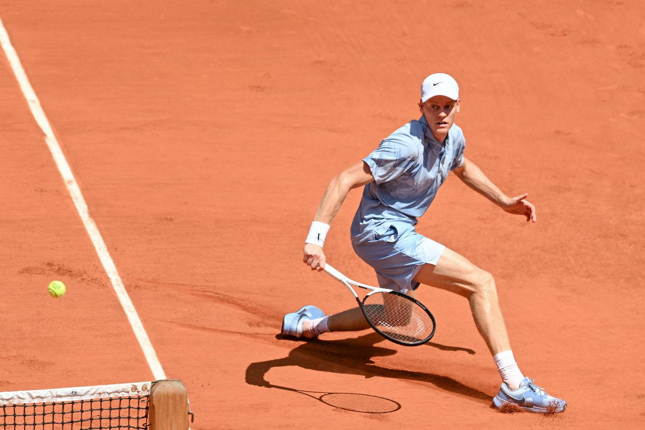 Sinner resta numero 1 Atp, otto italiani nella top 100 e Cobolli debutta tra i primi 10