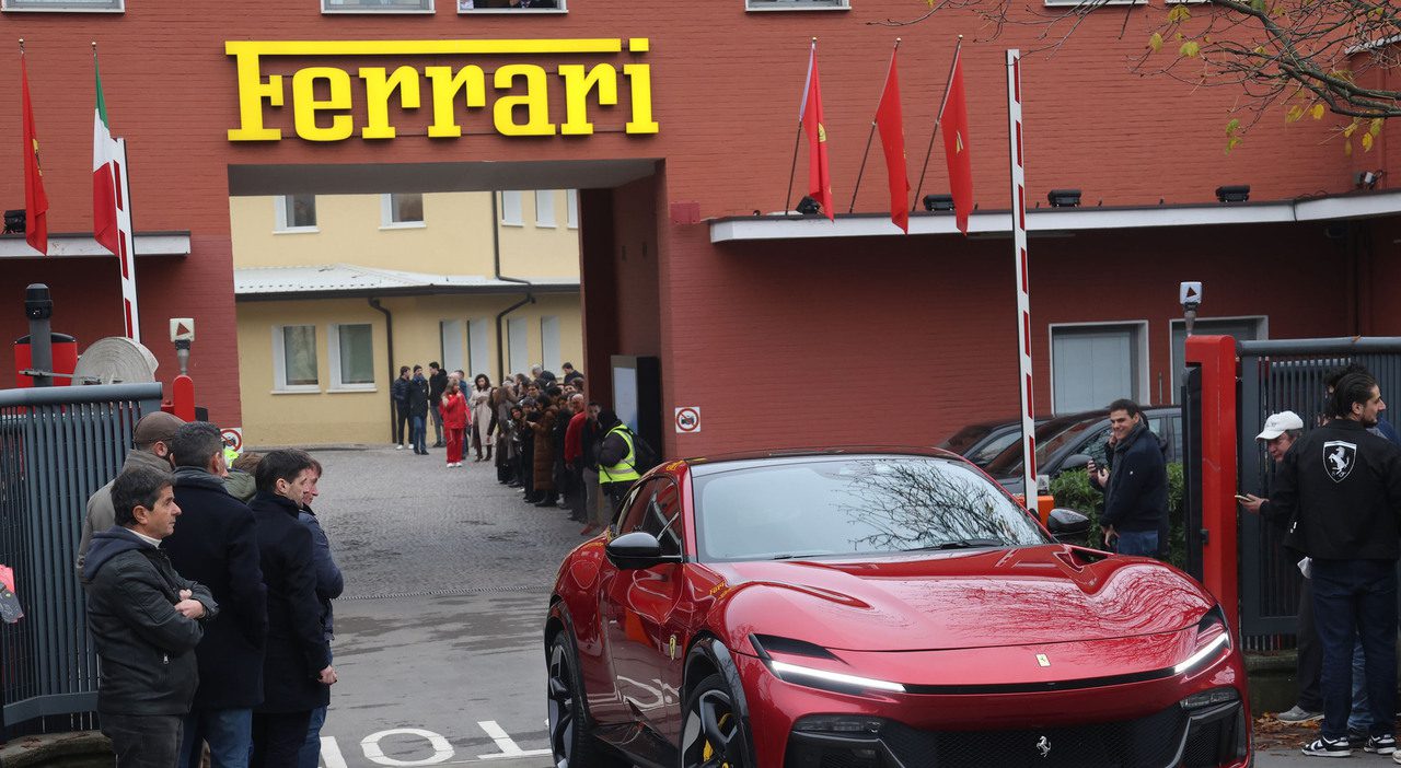 Operaio Ferrari licenziato dopo le minacce all