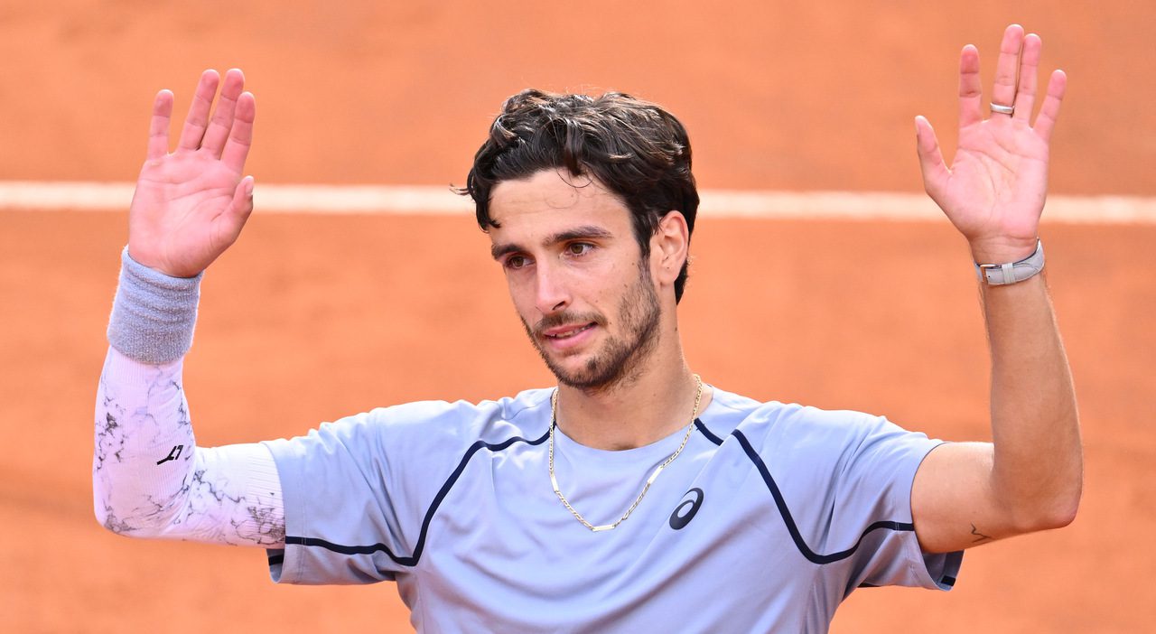 Lorenzo Musetti rinuncia a Wimbledon, il recupero procede ma il rientro è rinviato