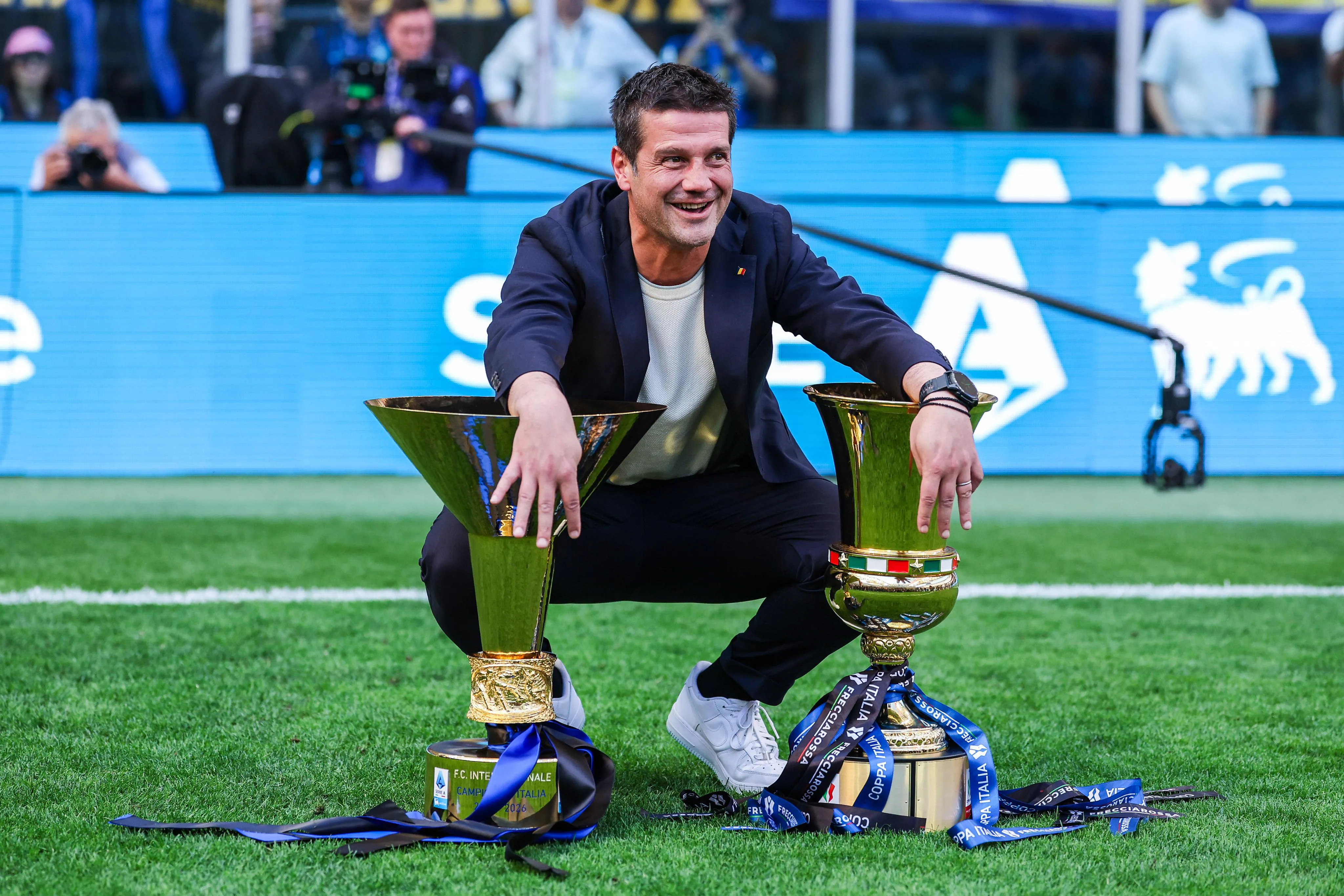 Inter, rinnovo fino al 2028 per Cristian Chivu dopo Scudetto e Coppa Italia