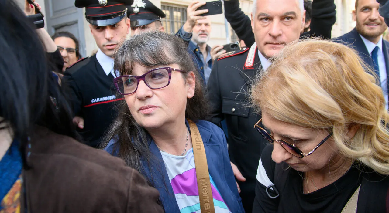 Andrea Sempio, la madre ricoverata dopo il tentato suicidio: continuano gli insulti online