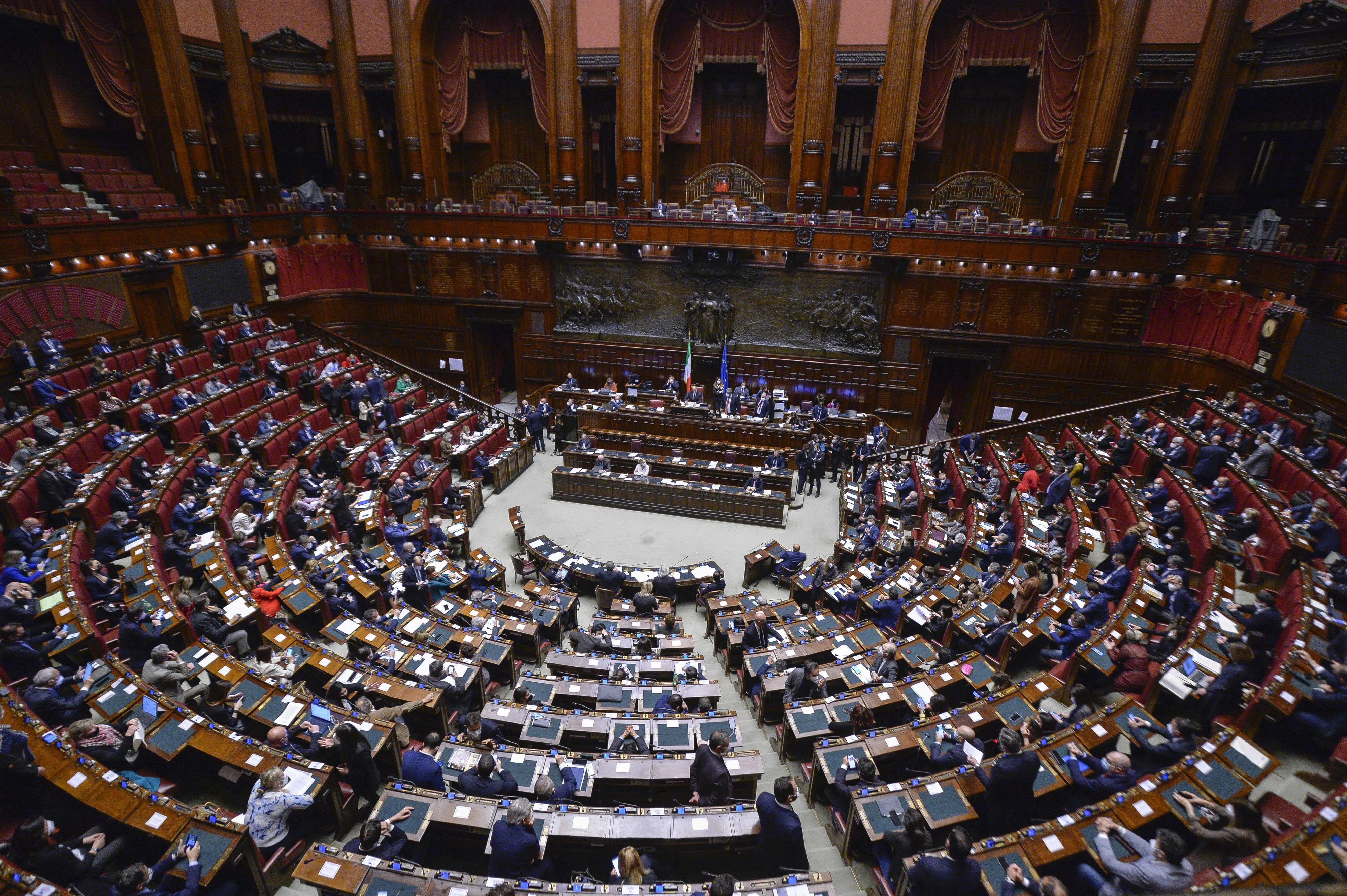 Legge elettorale alla Camera il 26 giugno, opposizioni contro la maggioranza per i tempi dell