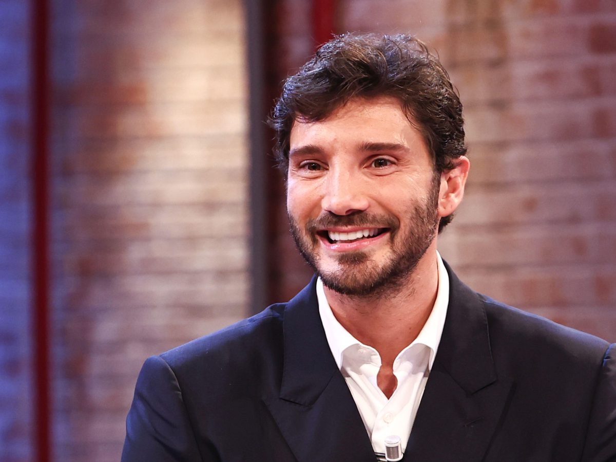 Sanremo 2027, De Martino prepara un Festival più internazionale con la serata Eurovision