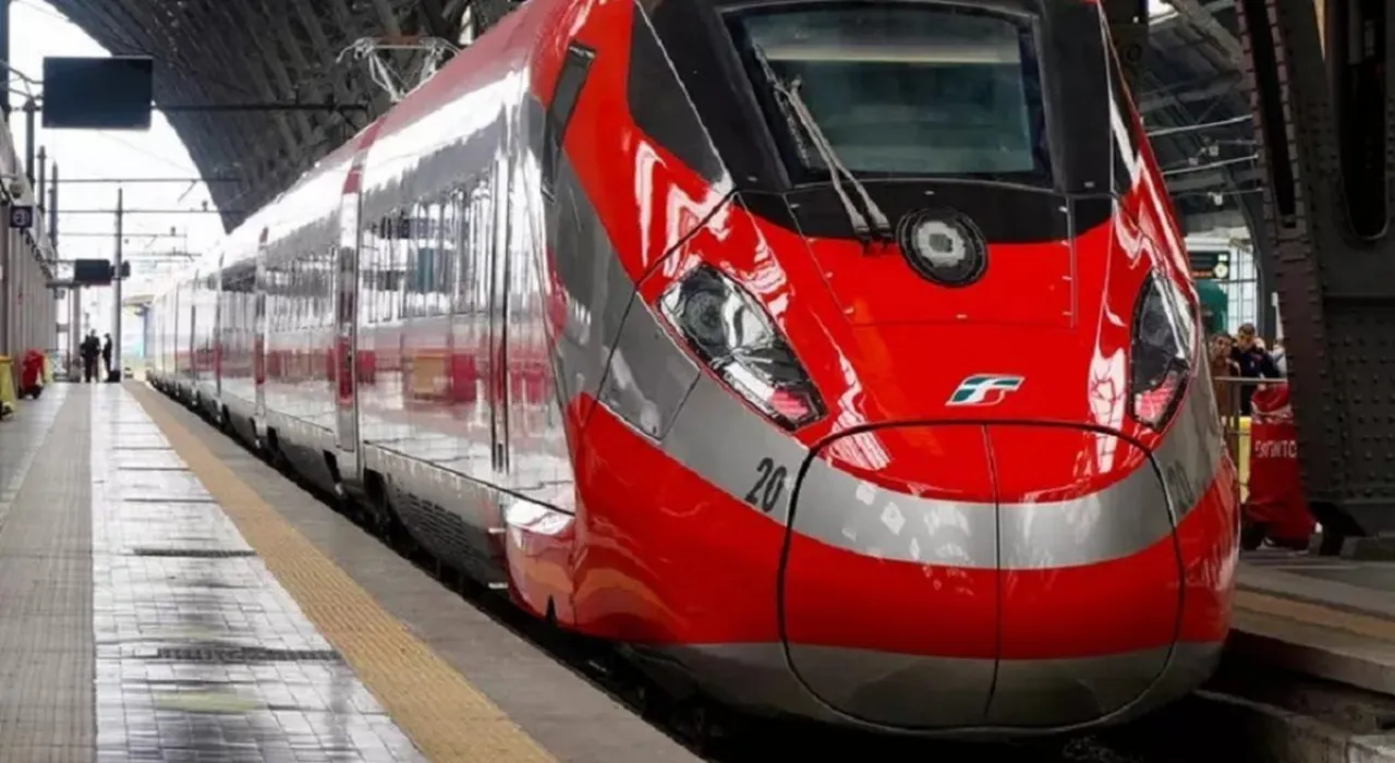 Skimmer nelle biglietterie di Venezia Santa Lucia, denunciati due uomini