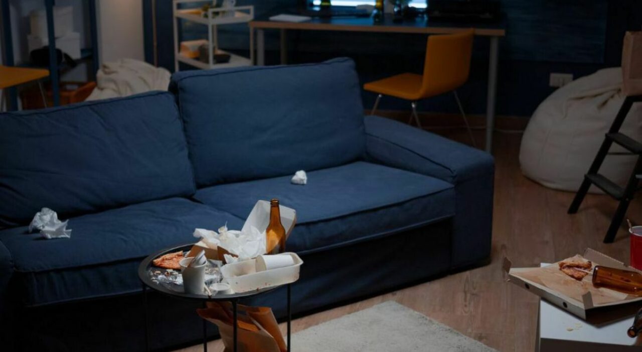 Wilkinsburg, due bambine sole in casa per giorni con i corpi della madre e dell