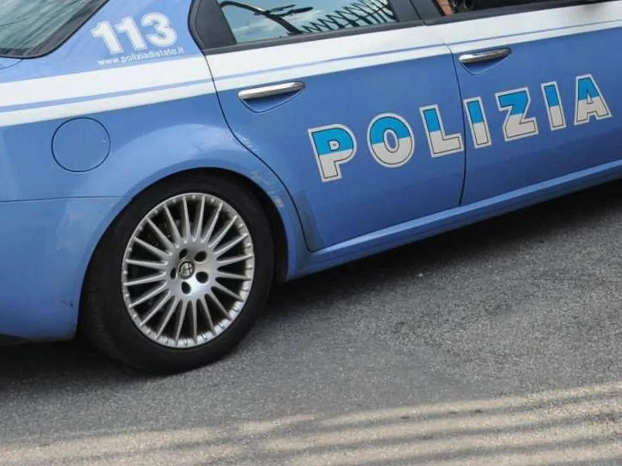 Terrorismo e propaganda Isis, arrestato 16enne del Comasco durante una vacanza in Toscana