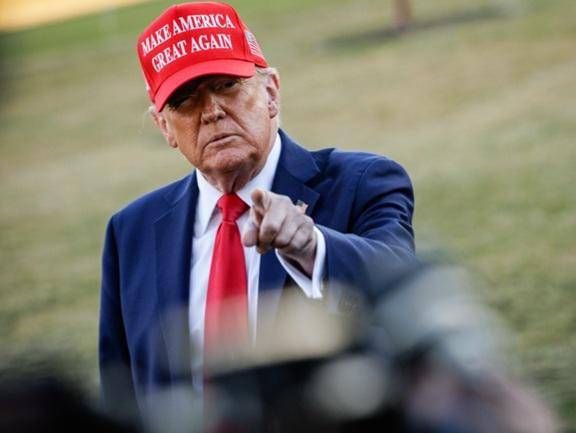 Trump e il potere negli Usa, oltre 400 ex funzionari lanciano l
