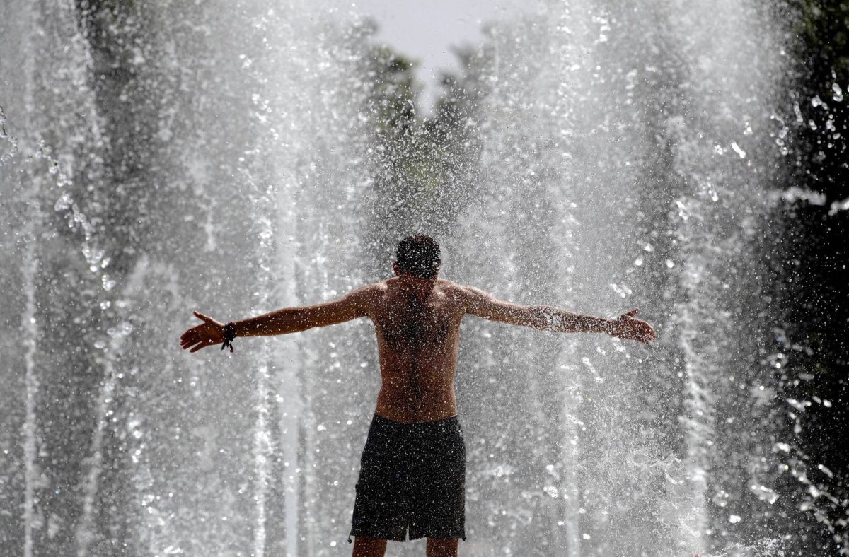 Meteo Ferragosto, solo Bari e Bolzano in rosso: da lunedì arrivano temporali e aria più fresca