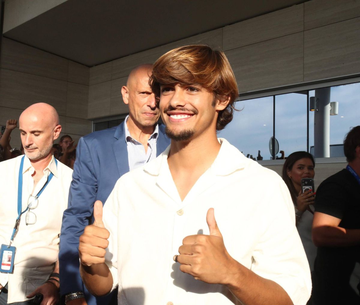 Roma, ufficiale Rodrigo Mora dal Porto: il talento portoghese vestirà la maglia numero 86 Roma, ufficiale Rodrigo Mora dal Porto: il talento portoghese vestirà la maglia numero 86