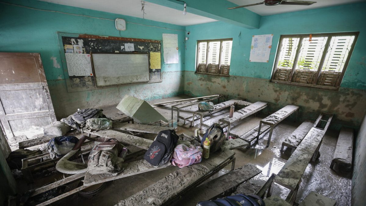 Nepal, preside evacua 900 studenti a Nuwakot pochi minuti prima dell