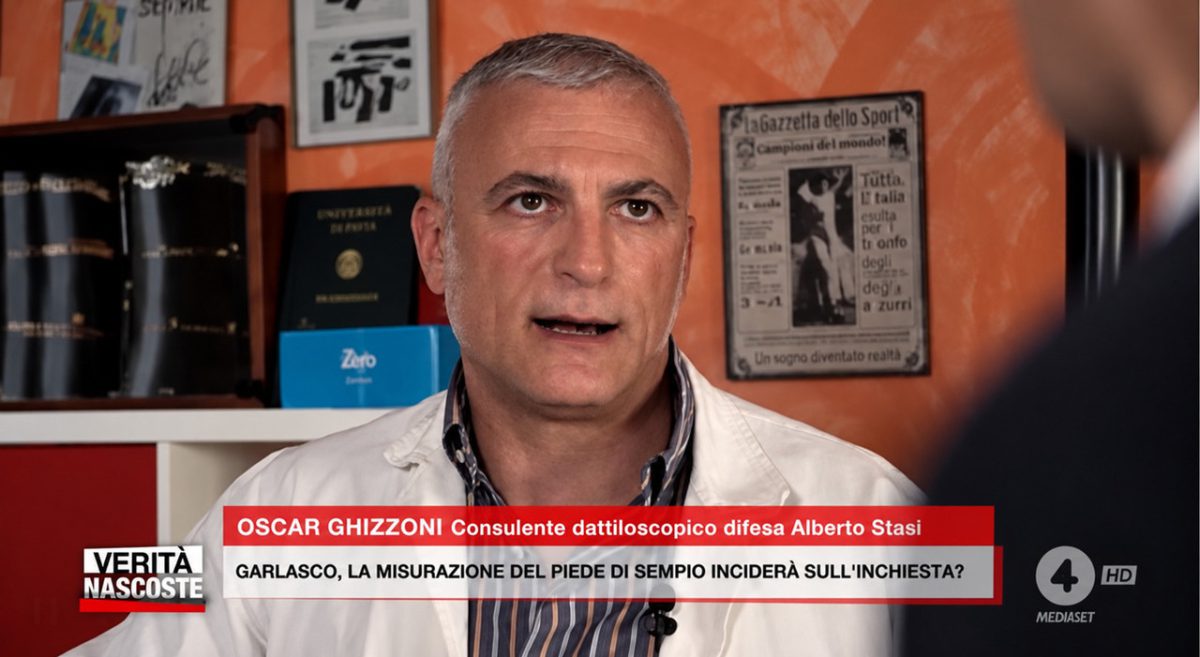 Delitto di Garlasco, il consulente di Stasi: impronte compatibili con scarpe 43-44