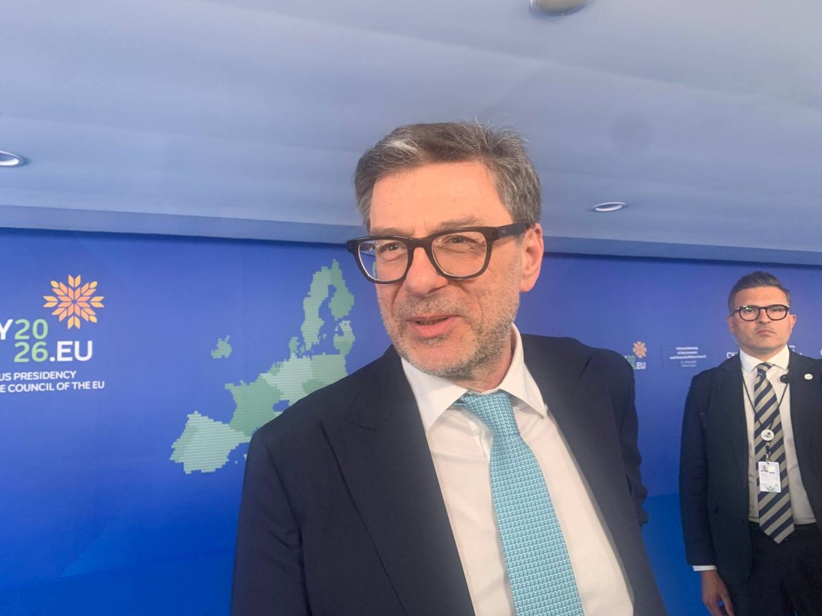 Manovra 2027, Giorgetti propone flat tax al 5% sugli aumenti di stipendio dei giovani