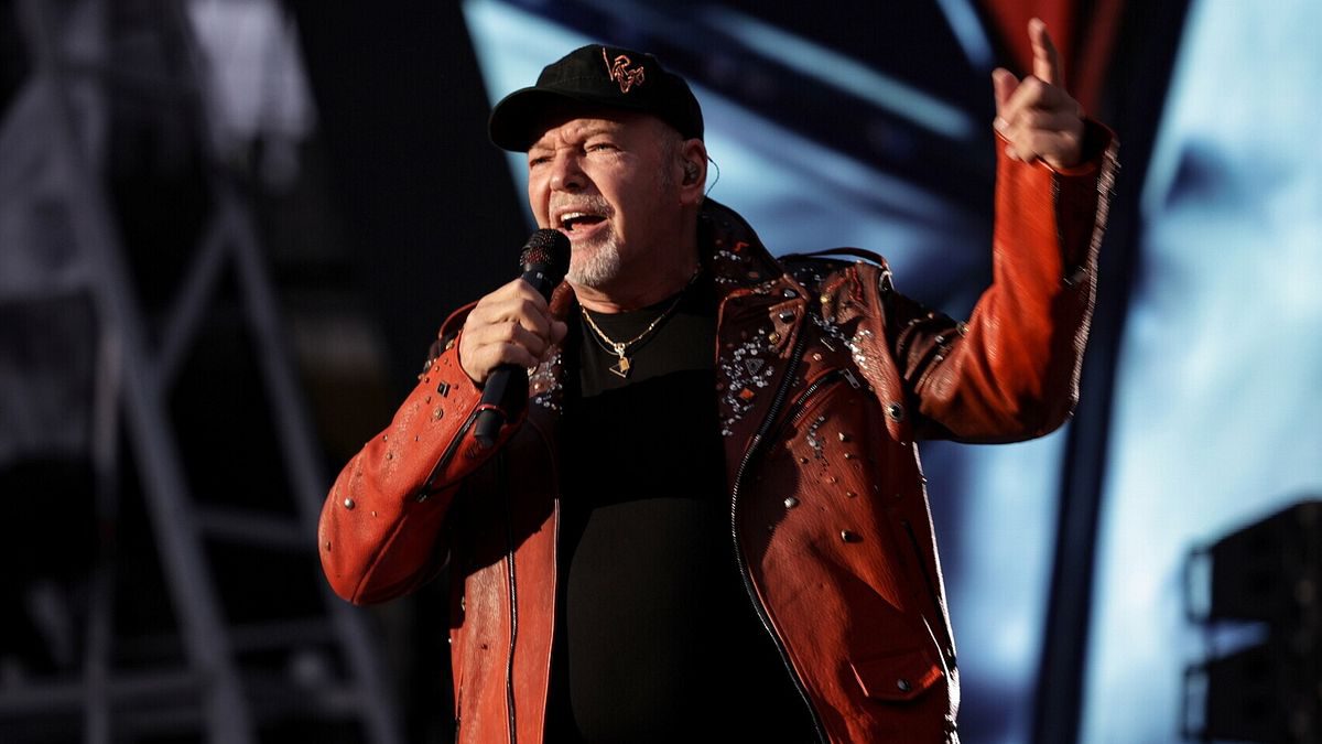 Vasco Rossi, dottorato honoris causa a Salerno: cerimonia il 7 ottobre a Fisciano