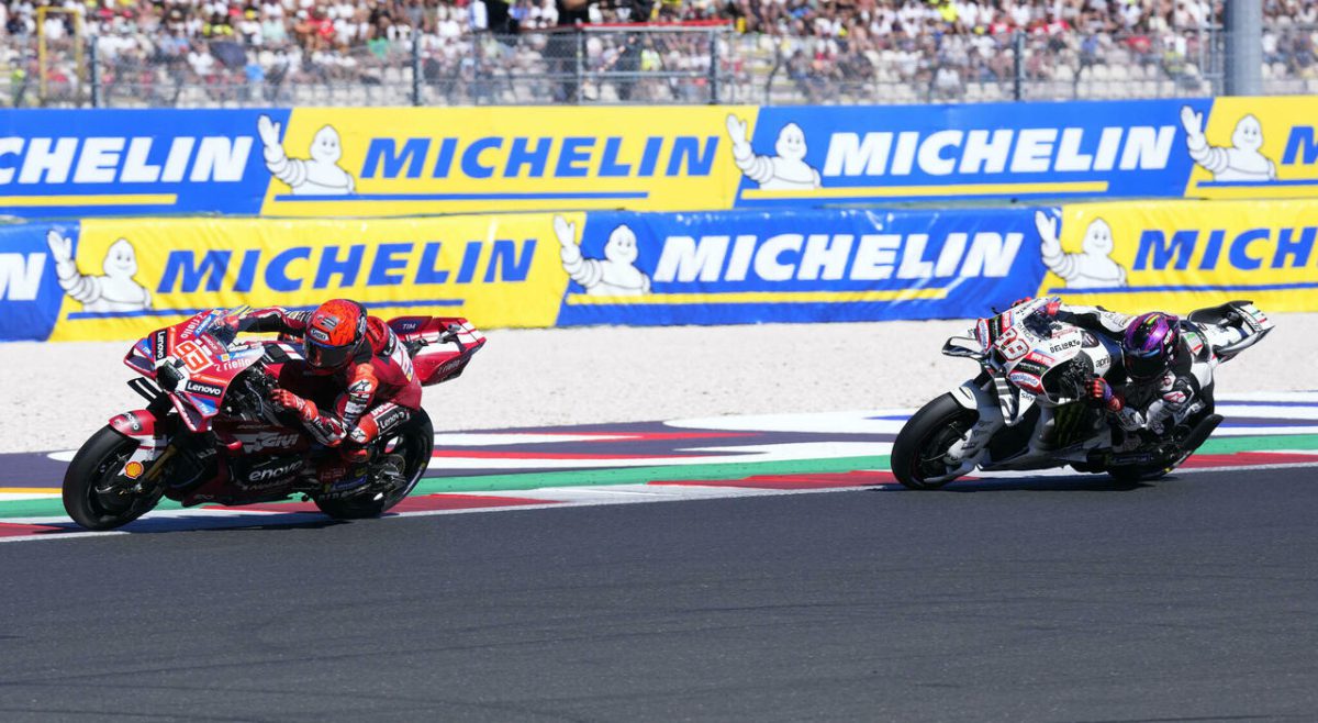 MotoGP Misano, Marc Marquez trionfa e aggancia Martin: Bezzecchi e Bagnaia ko