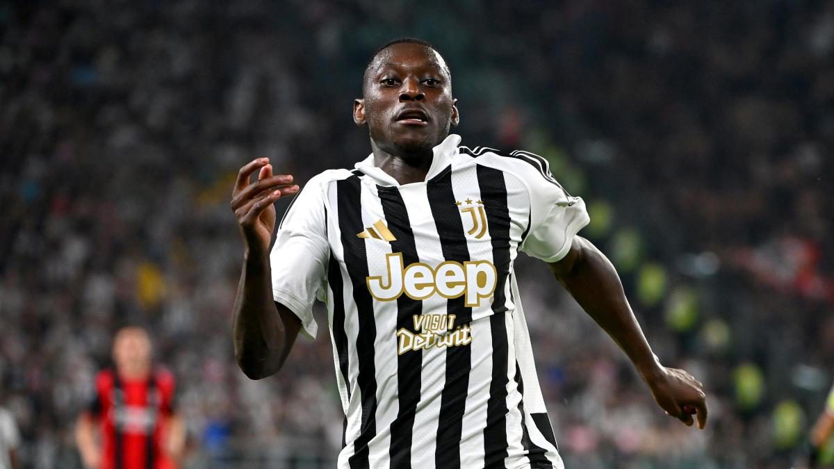 Sassuolo-Juventus, Berardi titolare e Kolo Muani unica punta per Spalletti