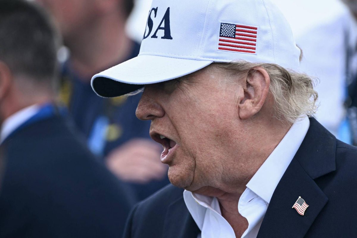 Ucraina, raid russo vicino alla Polonia: Trump frena Zelensky sulle raffinerie