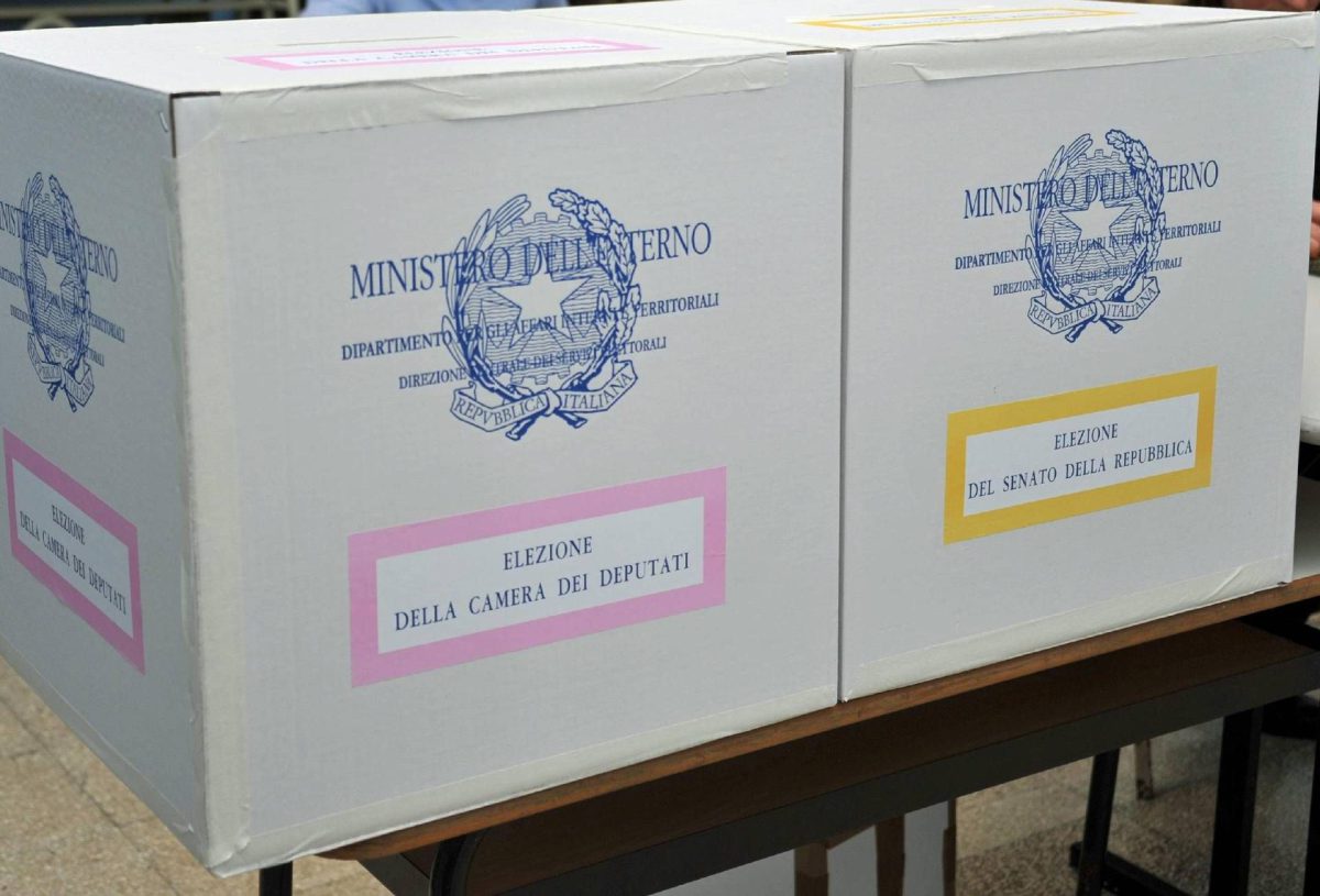 Legge elettorale, dal Senato preferenze, nuove firme e voto fuori sede