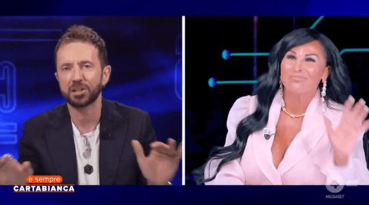 Rita De Crescenzo e Andrea Scanzi, scontro a Cartabianca sui social e sulla scimmietta Mimì