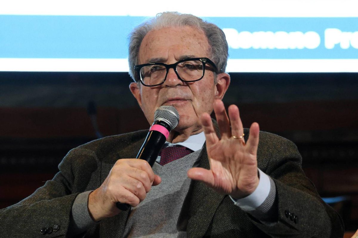 Prodi contro Meloni su Europa e Vannacci, critiche anche sull