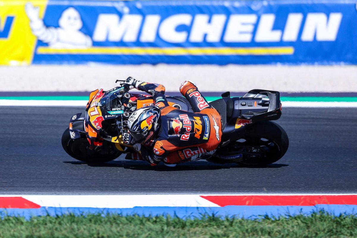 MotoGP Austria, Acosta guida le libere: Bezzecchi sesto e Bagnaia 18°