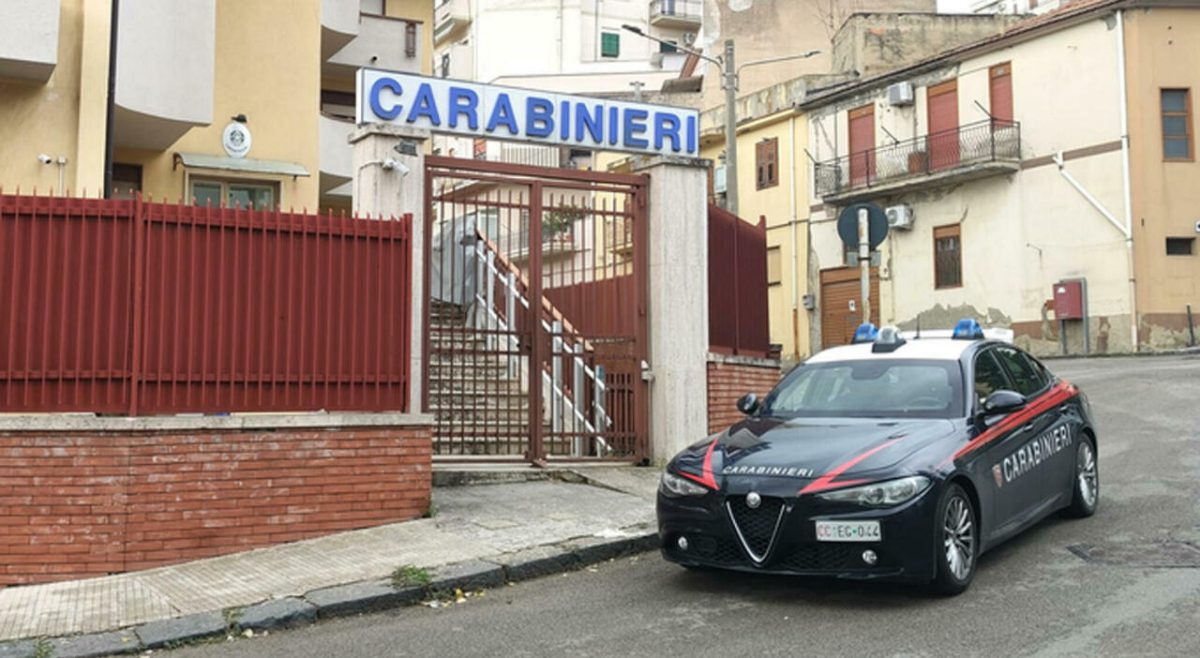 San Cataldo, ritrovate le sorelle di 12 e 8 anni: erano chiuse in un negozio