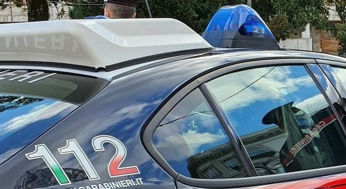Studente di 22 anni morto a Bologna, la famiglia parla di malore e attende l