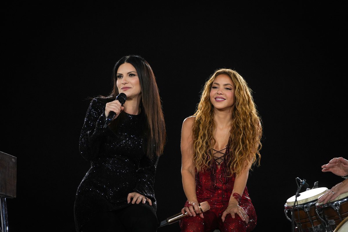 Video Laura Pausini con Shakira a Madrid, primo duetto insieme sulle note di Antología