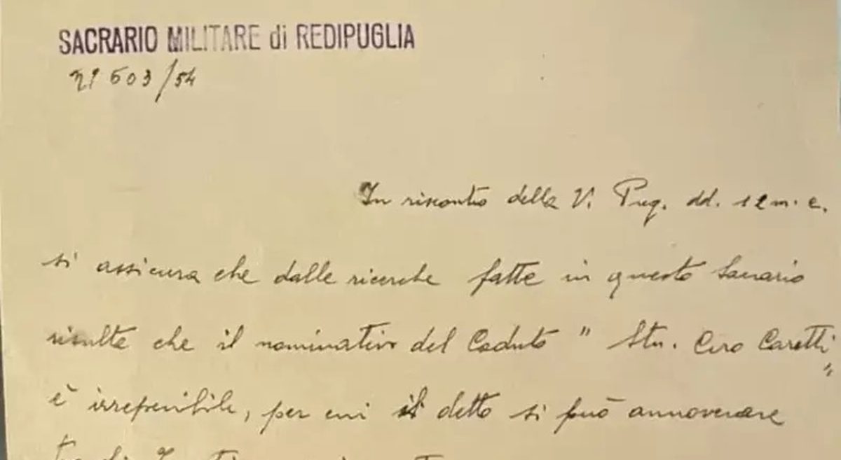 Ciro Caretti ritrovato dopo 109 anni, la nipote Tina porta il fiore promesso dalla madre