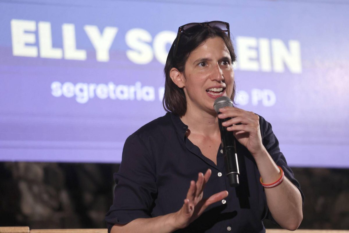 Scuola e studenti stranieri, Schlein accusa Meloni di coinvolgere Mattarella nello scontro