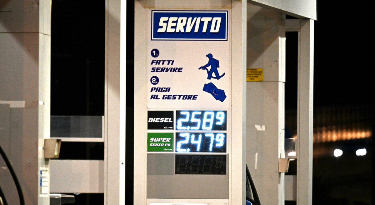 Enilive, dal 28 settembre tetto ai carburanti: benzina a 1,99 euro e diesel a 2,19